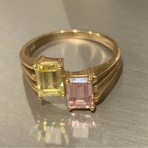 14k gold multi stone ring. Size 7.5-8